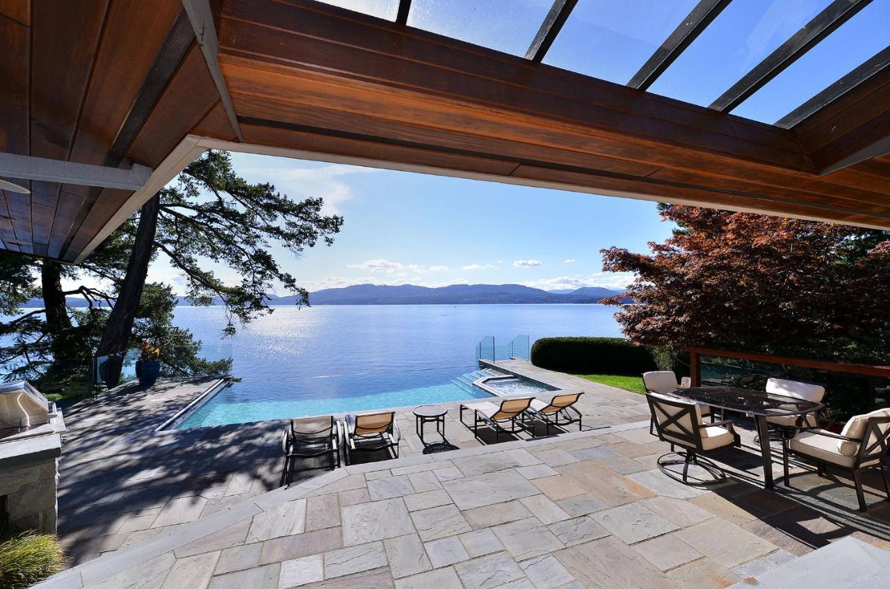 Oceanside Lodge Saanich Inlet North Saanich Εξωτερικό φωτογραφία
