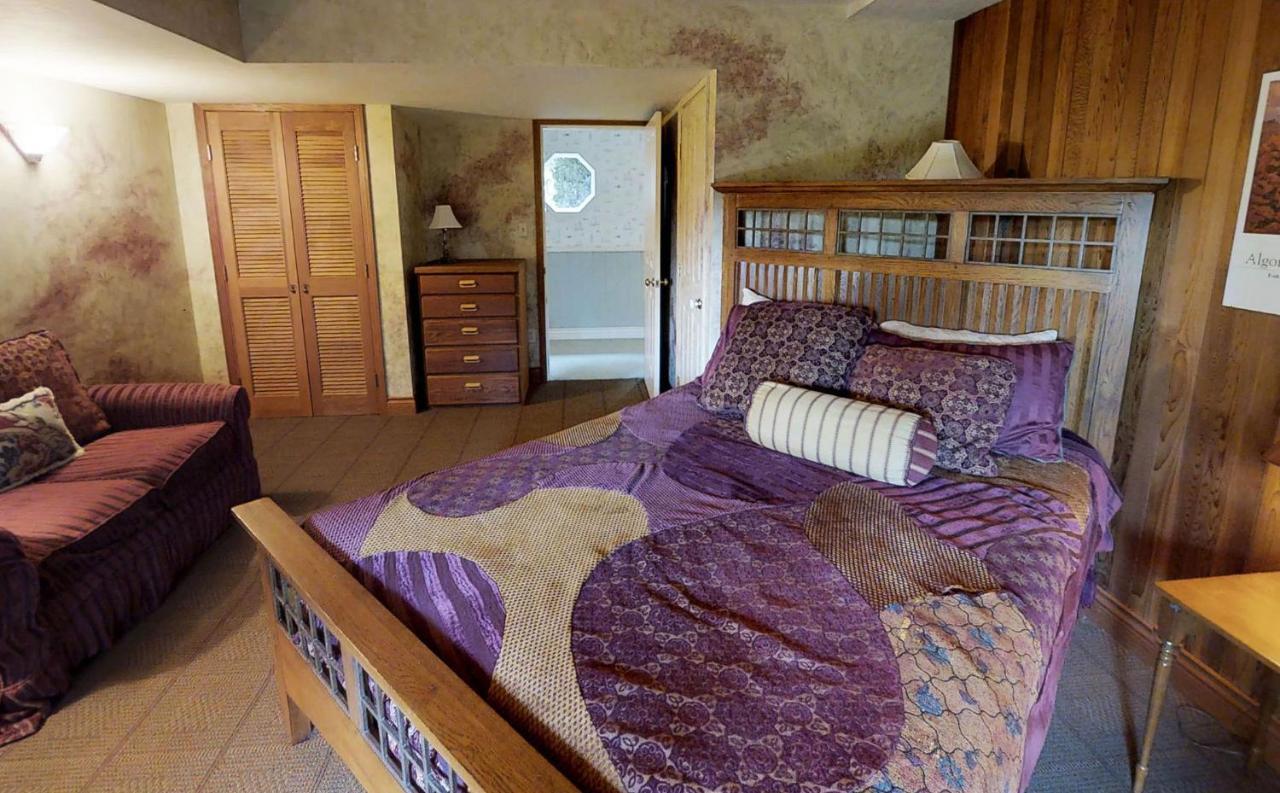Oceanside Lodge Saanich Inlet North Saanich Εξωτερικό φωτογραφία