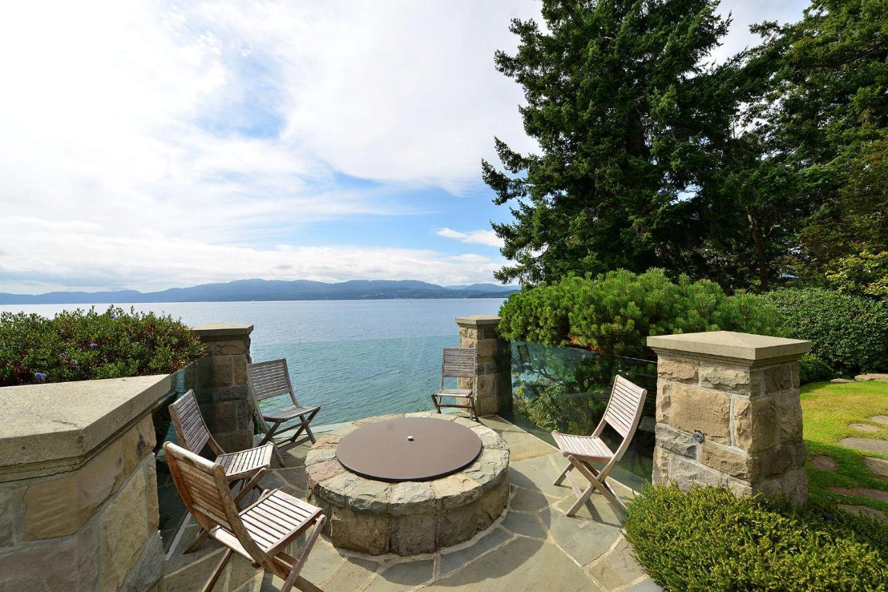 Oceanside Lodge Saanich Inlet North Saanich Εξωτερικό φωτογραφία