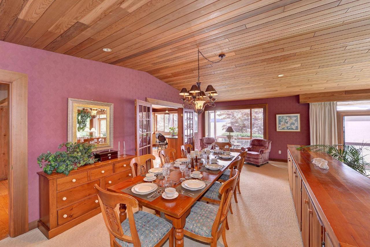 Oceanside Lodge Saanich Inlet North Saanich Εξωτερικό φωτογραφία