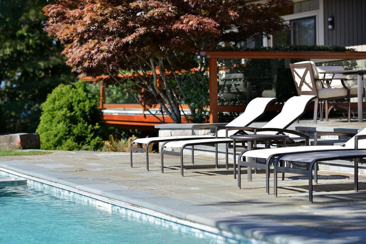 Oceanside Lodge Saanich Inlet North Saanich Εξωτερικό φωτογραφία